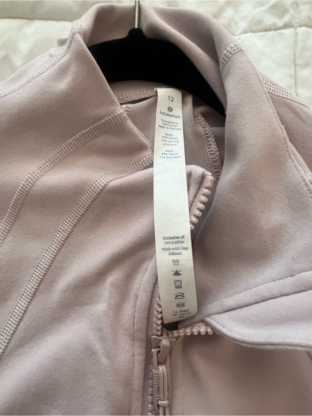 Lululemon Women’s Zip-Front Jacket
Size 12
Worn once - Picture 3 of 3